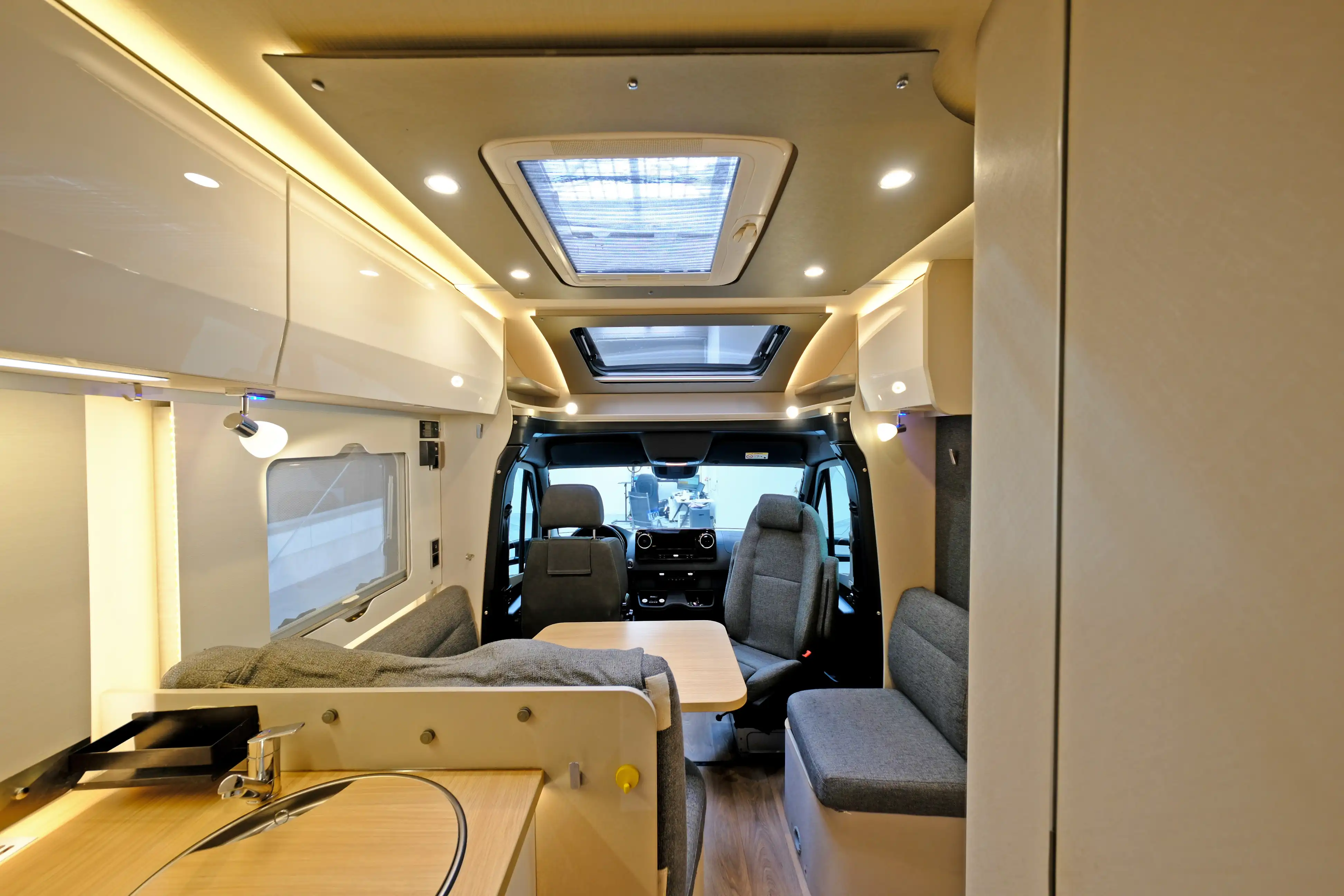 HYMER-ERIBA Tramp 585 S - Ansicht 8